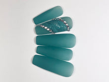 Load image into Gallery viewer, Aquamarine Ombre Press On Set
