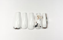 Load image into Gallery viewer, Rose Gold &amp; White 3D Butterfly Press On Set

